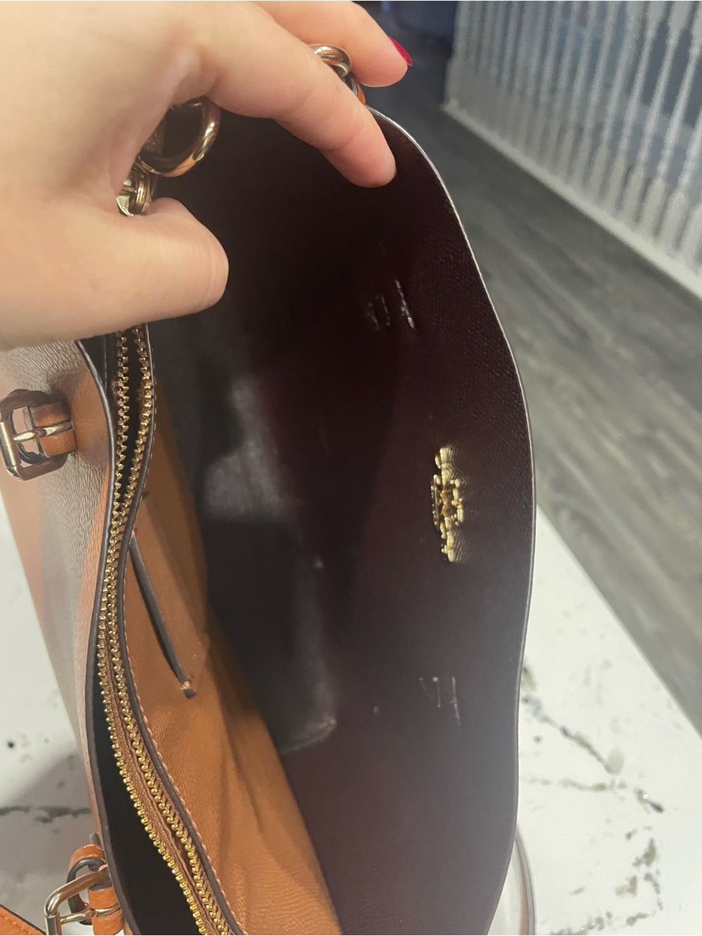 Coach Mollie Tote 25 in Ginger/Brown Leather - Like New - Picture 7 of 13
